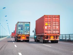 LTL-Shipping-Tractor-Trailers-On-Road